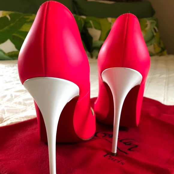 Christian Louboutin So Kate’s - Picture 3 of 4